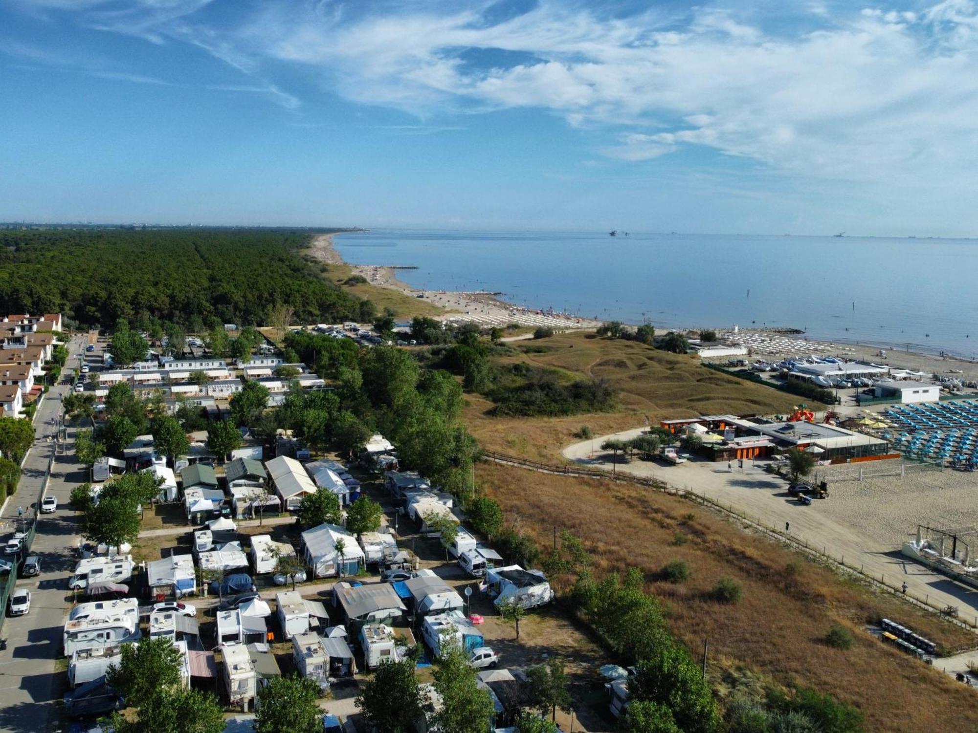 Camping Village Lido Di Classe Buitenkant foto